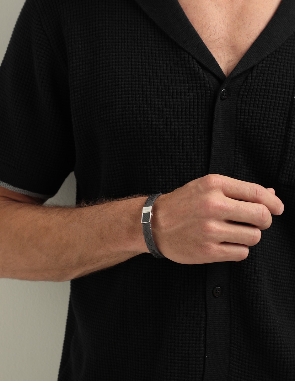Brazalete de piel acabado mate 3