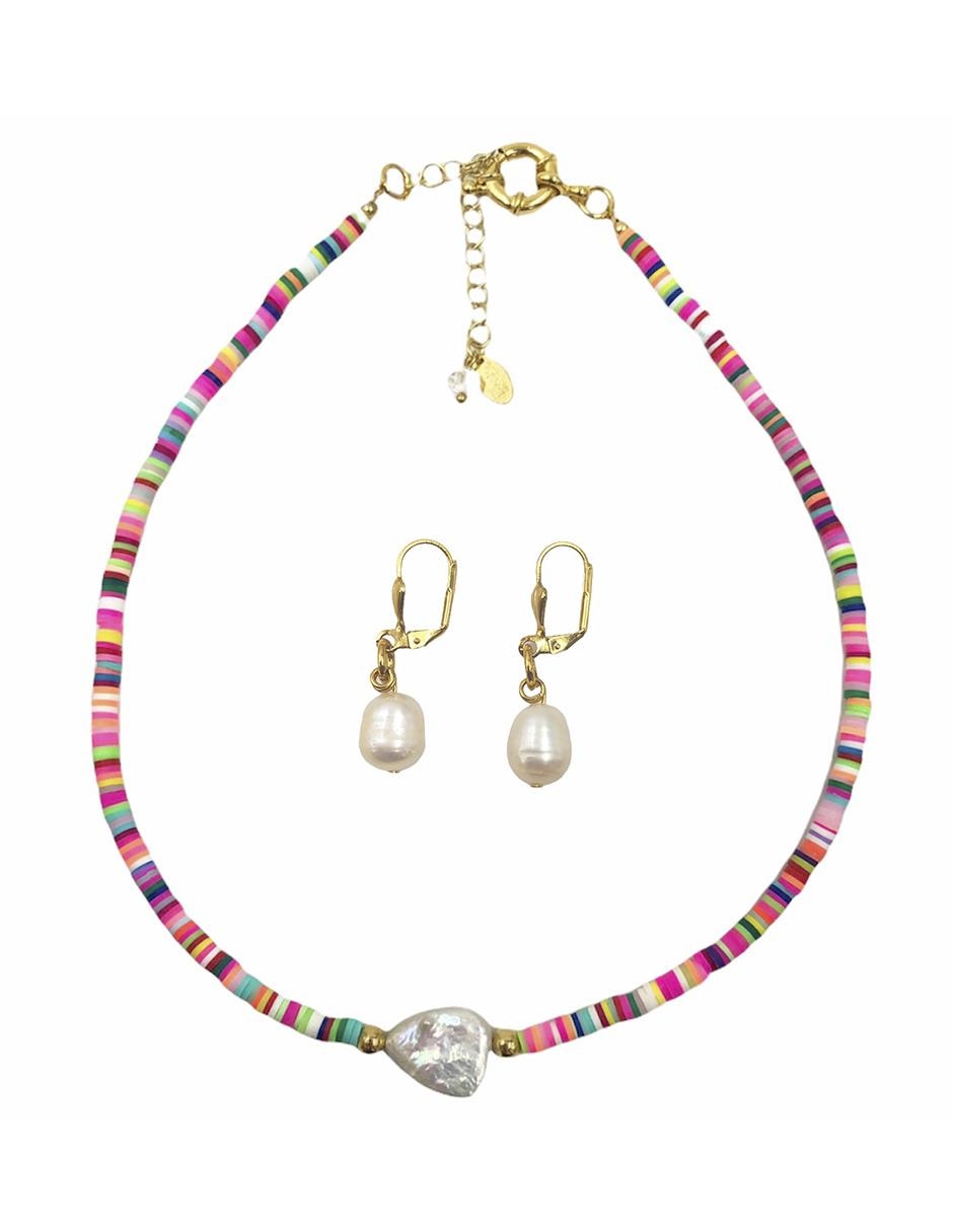 Aretes y collar