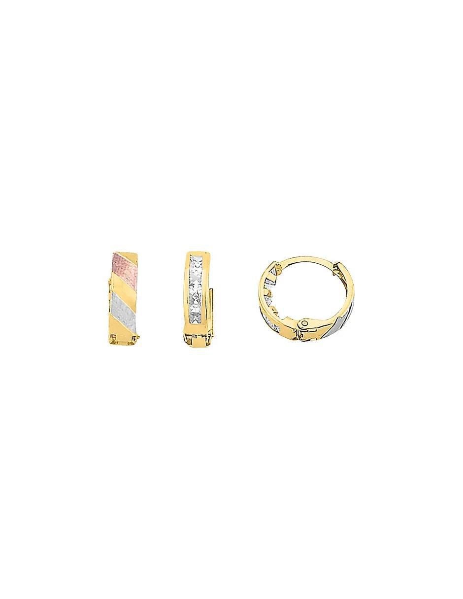 Aretes de flor de oro con acabado brillante