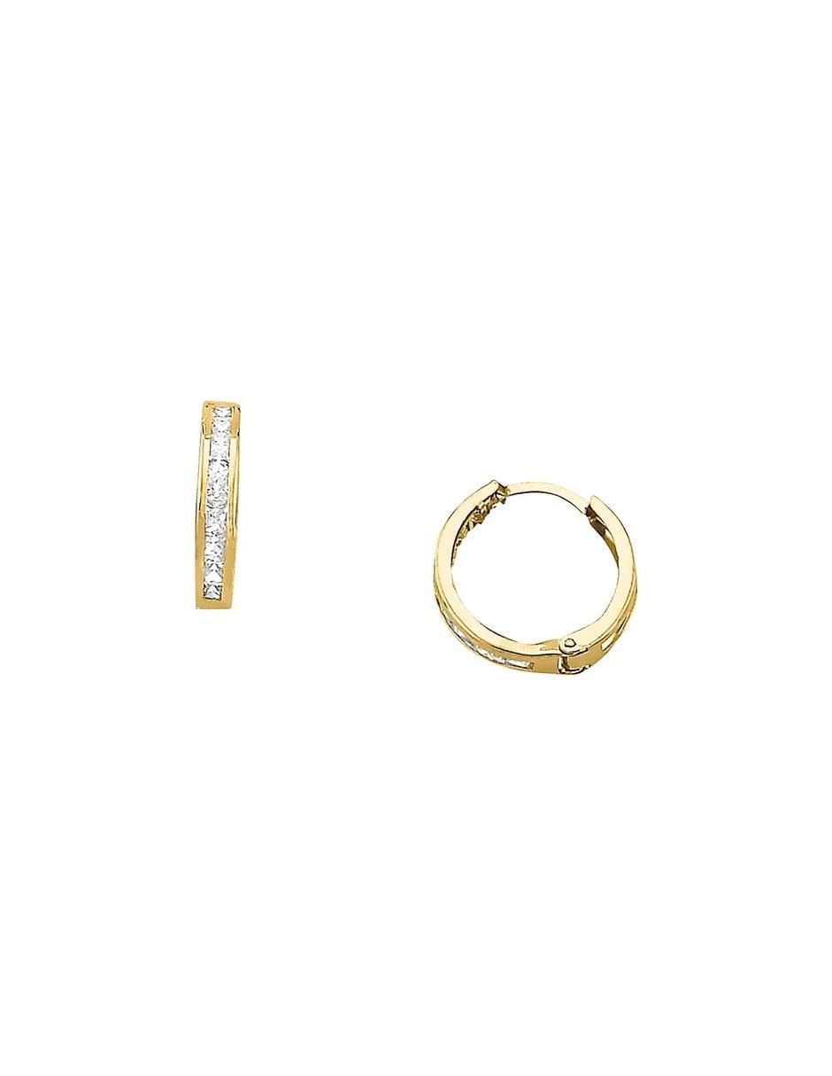 Aretes de oro amarillo con acabado brillante