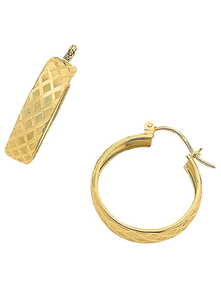 Aretes de aro de oro amarillo con acabado brillante 3