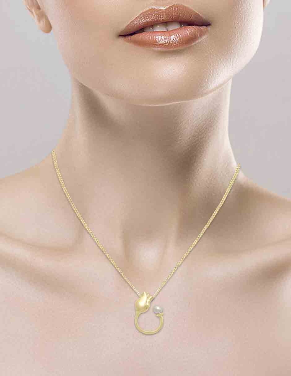 Dije de flor Fianelli Tulipan de oro amarillo 14 K Dije de flor Fianelli Tulipan de oro amarillo 14 K