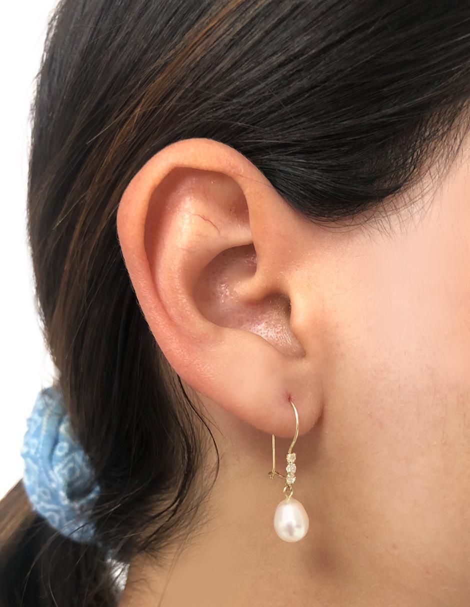 Aretes circulares de oro amarillo 10 K con acabado brillante 2