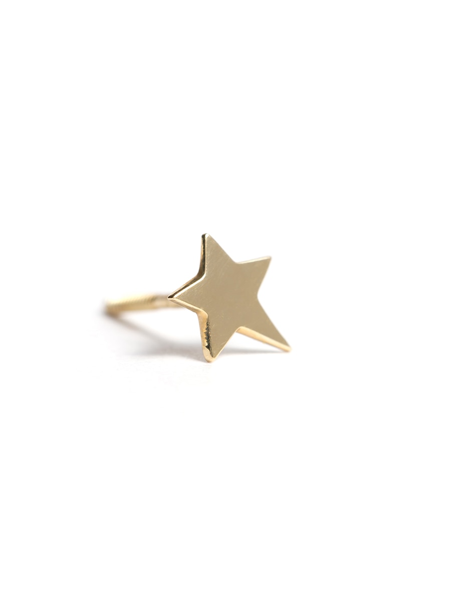 Piercing de estrella de oro amarillo 14 K con acabado brillante Piercing de estrella de oro amarillo 14 K con acabado brillante
