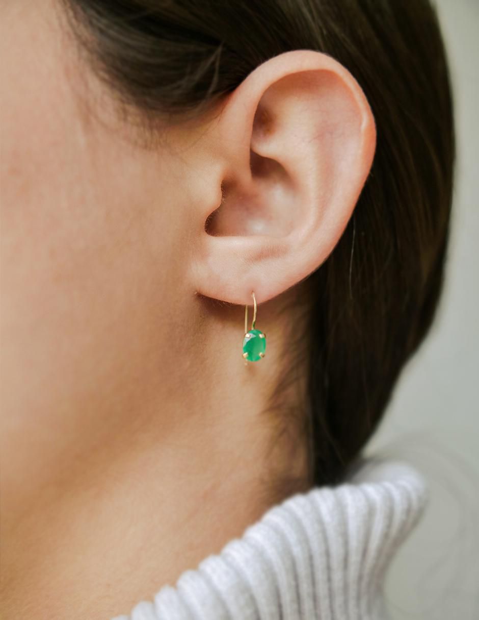 Aretes de óvalo Mancini de oro amarillo 10 K ágata