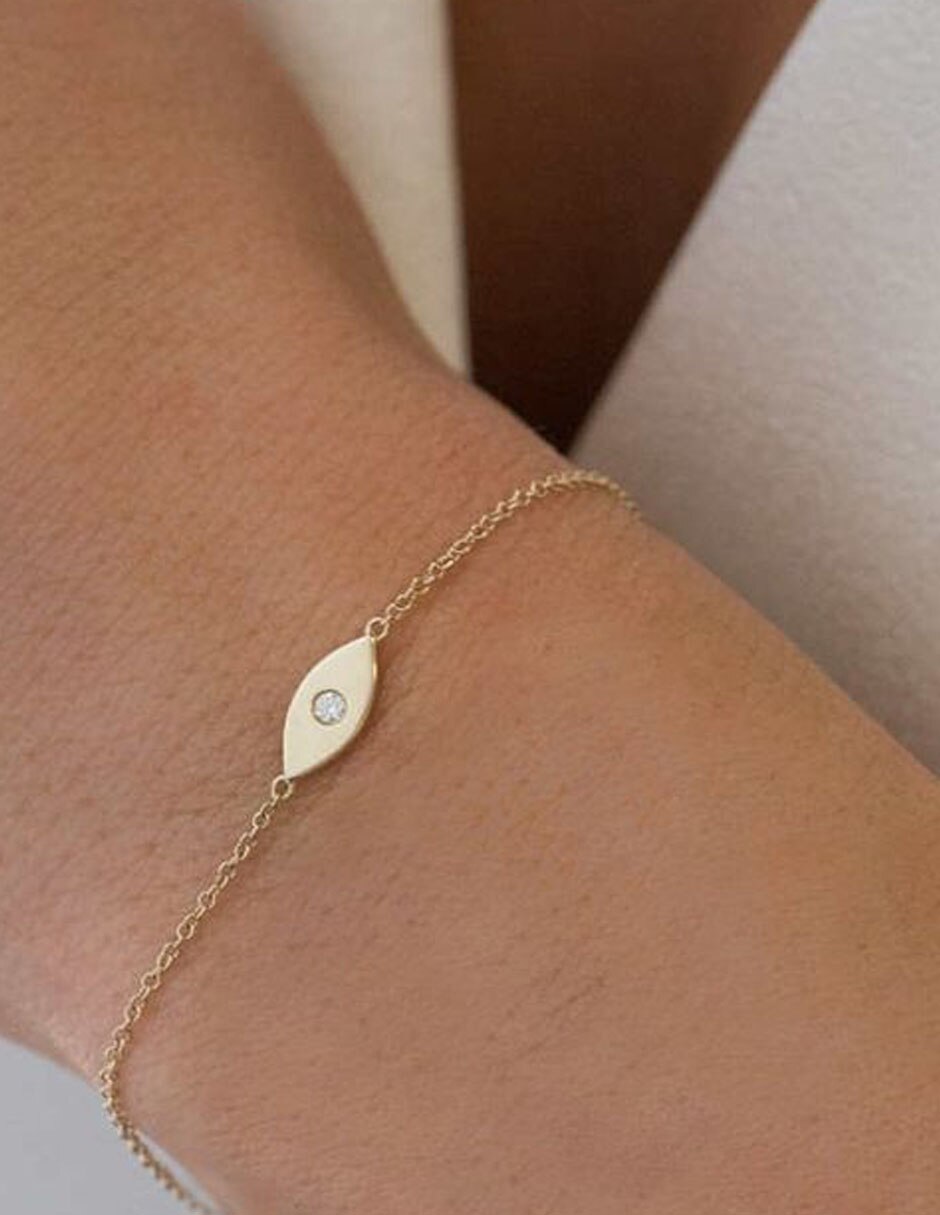 Pulsera de oro con diamante 14 K acabado pulido 3