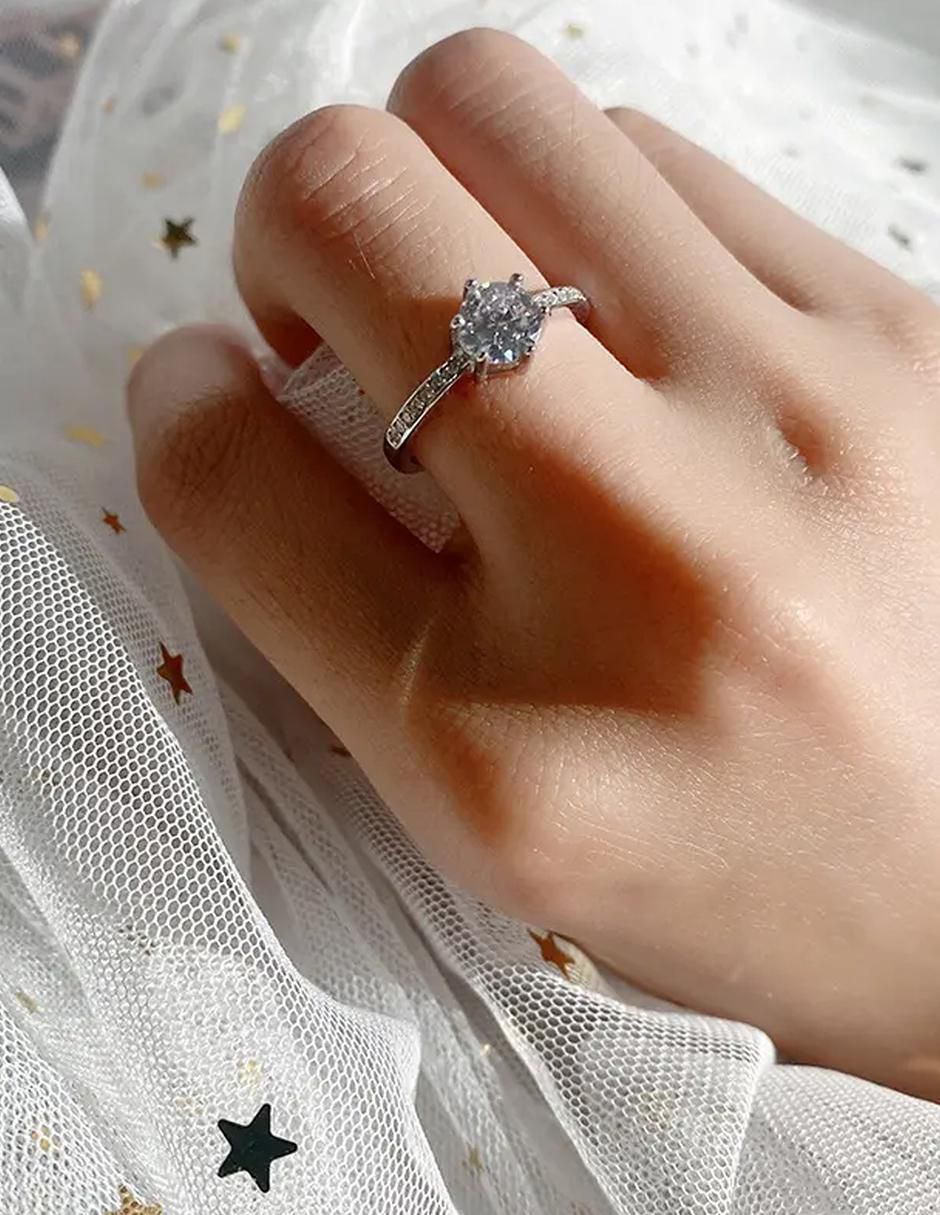 Anillo de compromiso