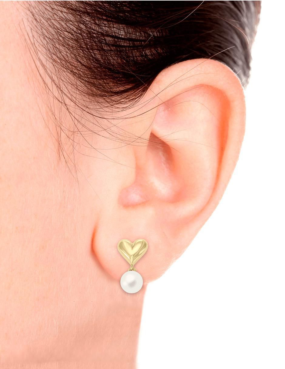 Aretes de corazón de oro amarillo 14 K con acabado brillante perla 3