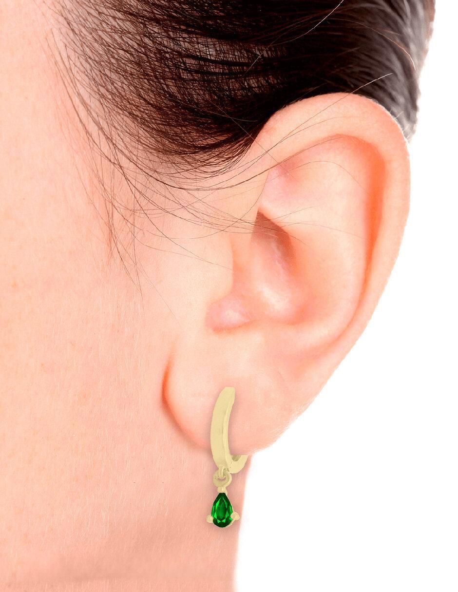 Aretes redondos de oro 14 K con acabado brillante esmeralda 3