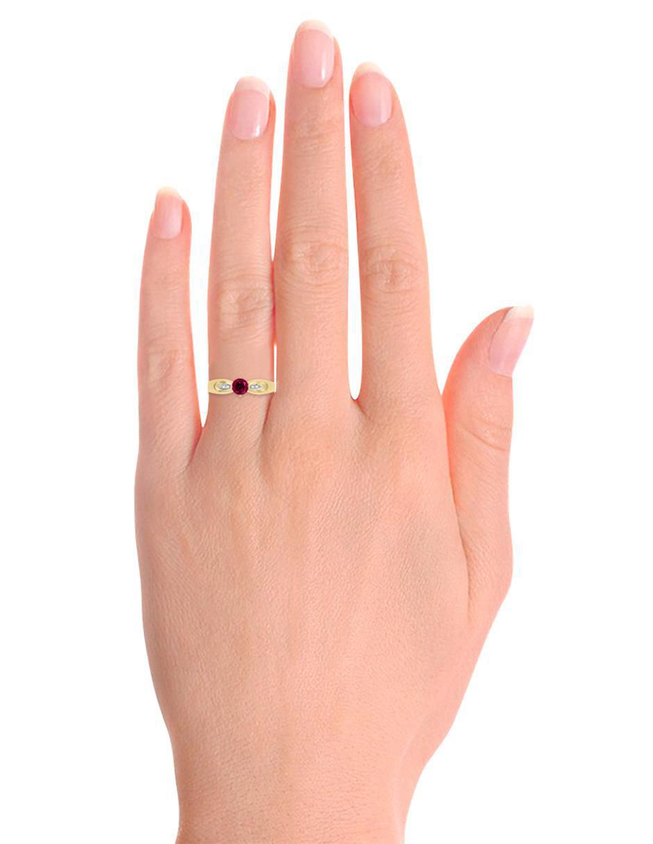 Anillo redondo Lunetta 14 k de oro rubí y diamante pulido 2