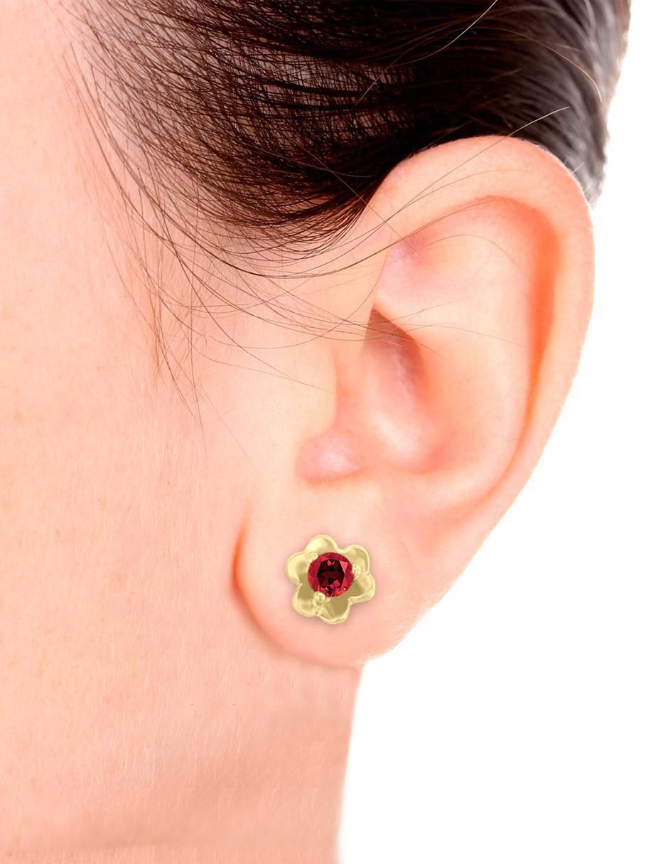 Aretes redondos de oro 14 K con acabado brillante rubí 2