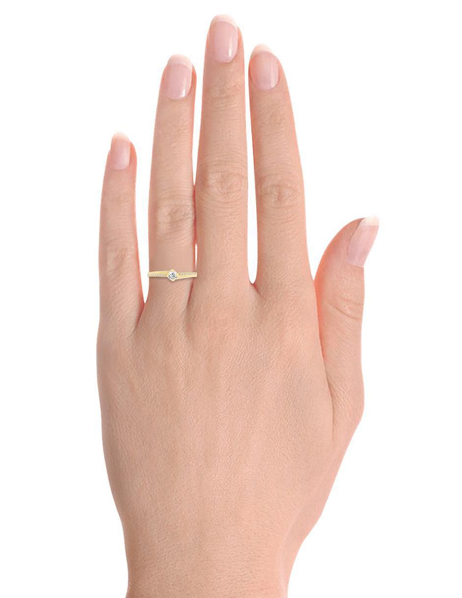 Solitario 14 k Carmín diamante 3