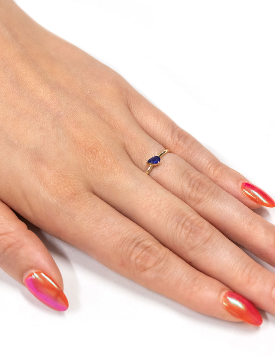 Anillo de pera Pear de oro amarillo zafiro pulido Anillo de pera Pear de oro amarillo zafiro pulido
