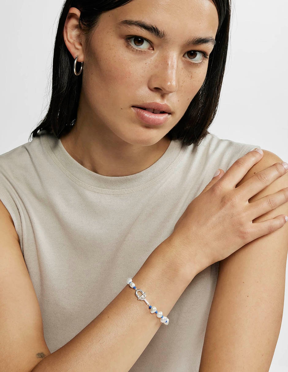 Pulsera Manifesto con acabado liso