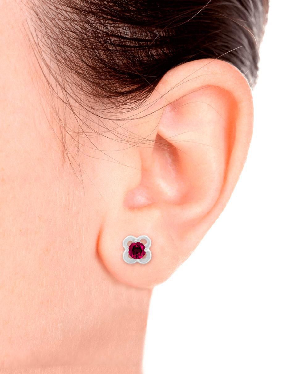 Aretes de flor de oro 14 K con acabado brillante rubí 3