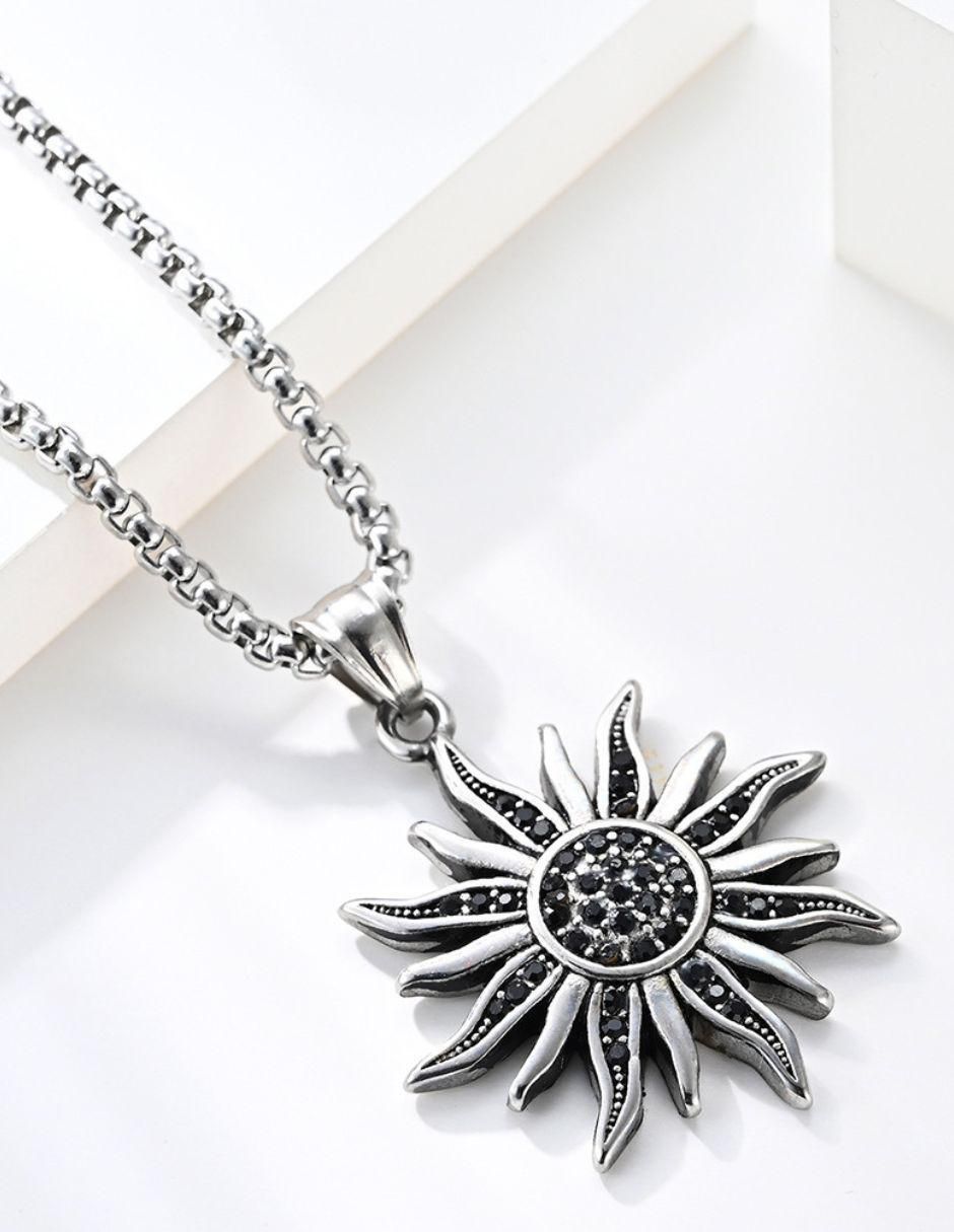Collar sol 2