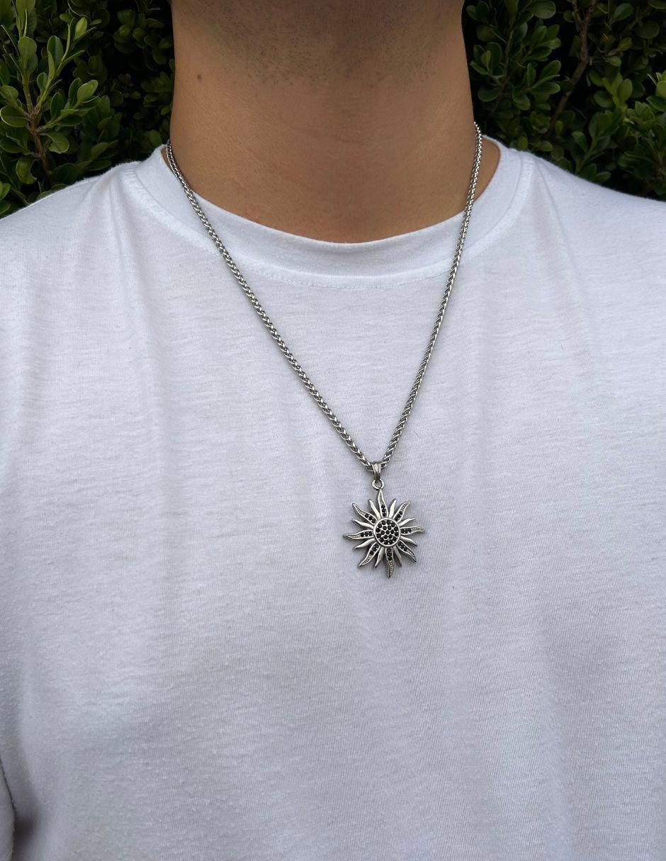 Collar sol 3