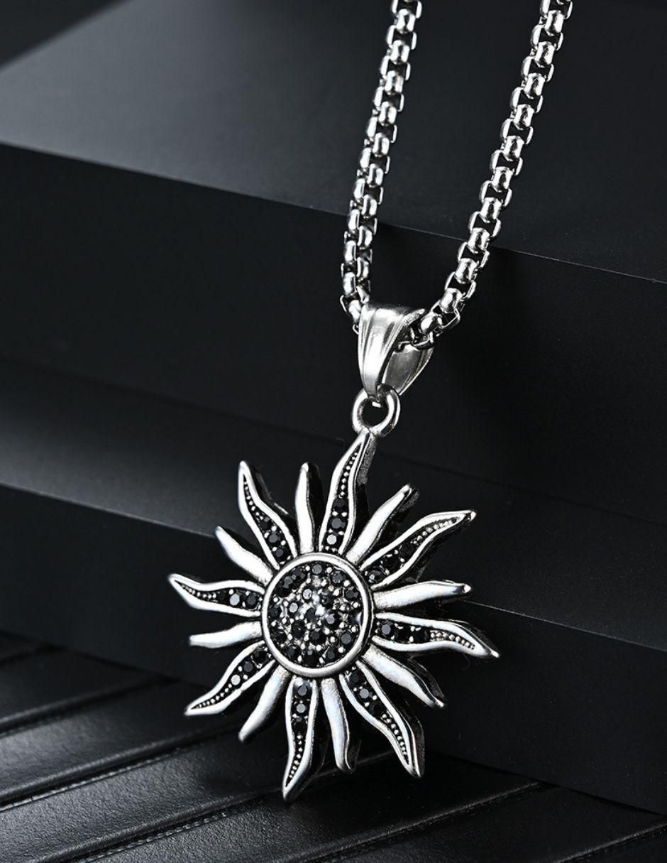 Collar sol 4
