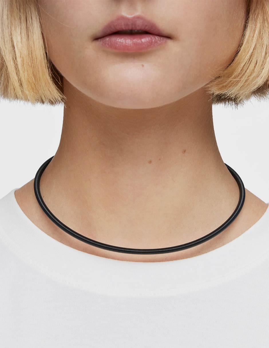 Collar 5