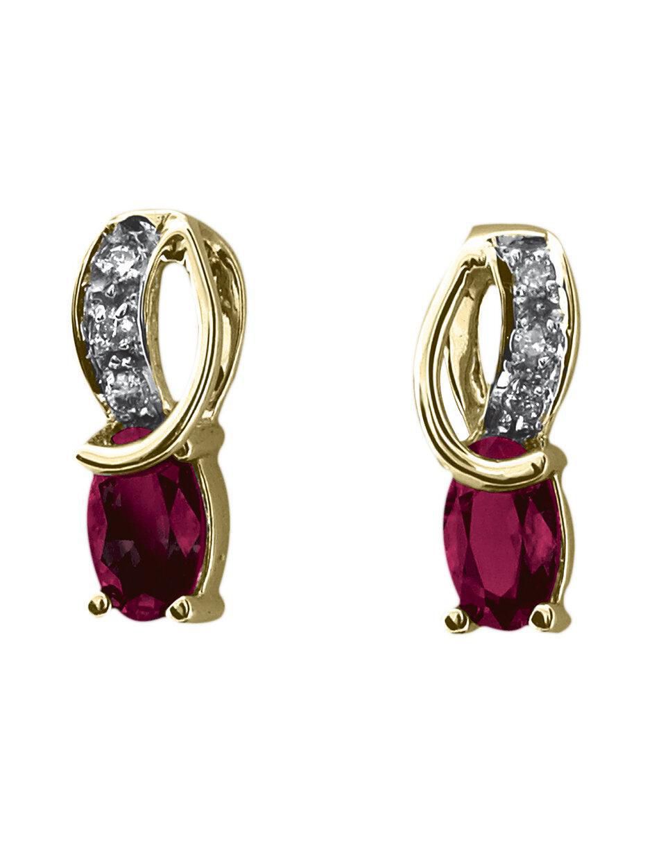 Aretes de oro con acabado brillante rubí