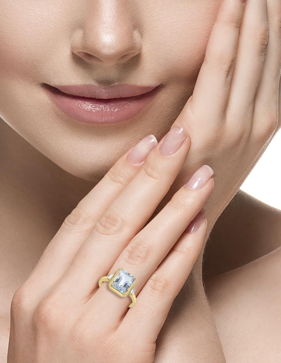 Anillo cuadrada 14 k de oro esmeralda y diamante brillante 2