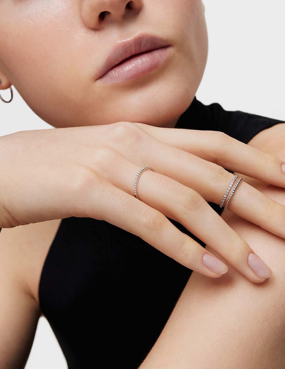 Anillo redondo Les Classiques de oro blanco diamante pavé 5