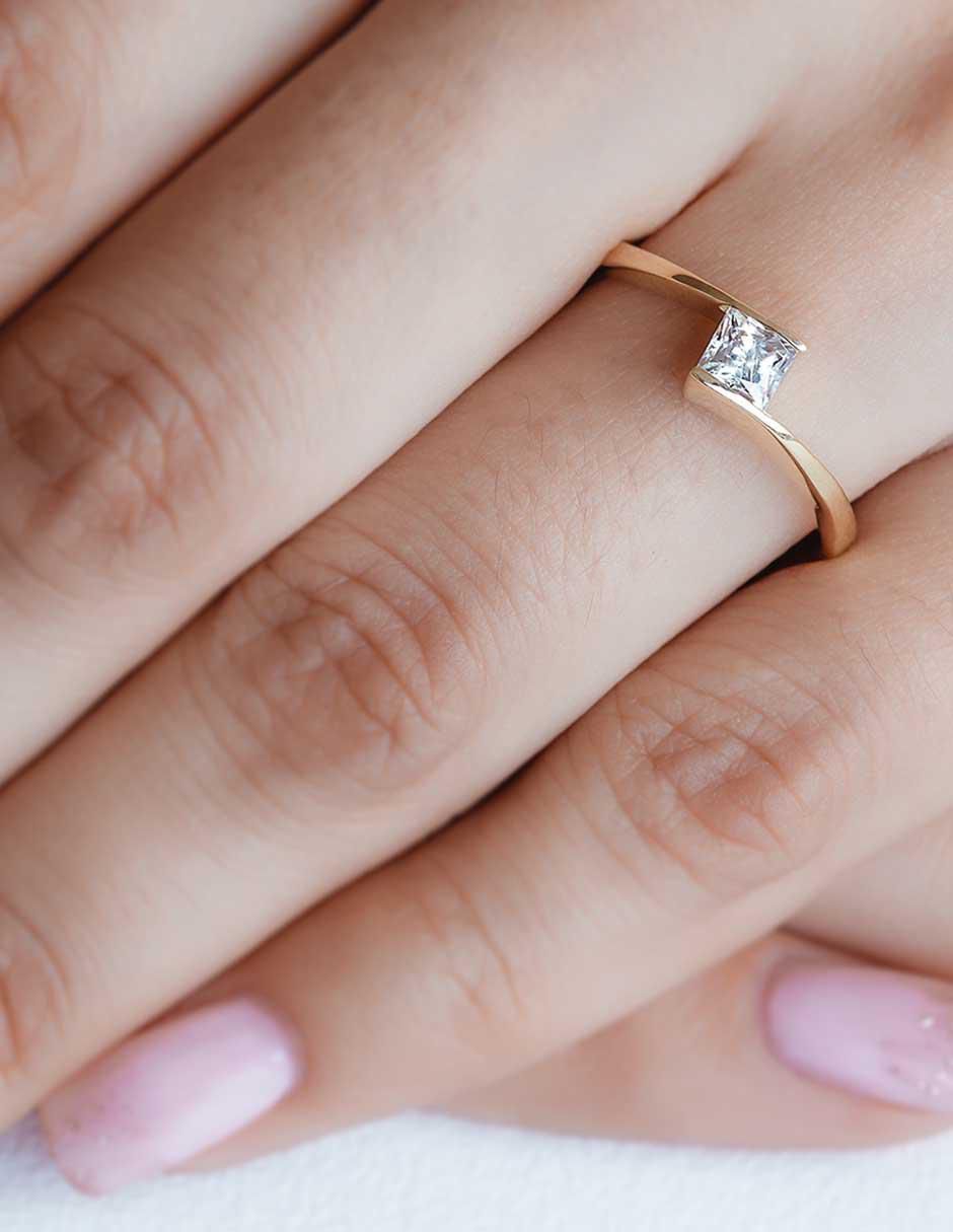 Solitario 14 k 4