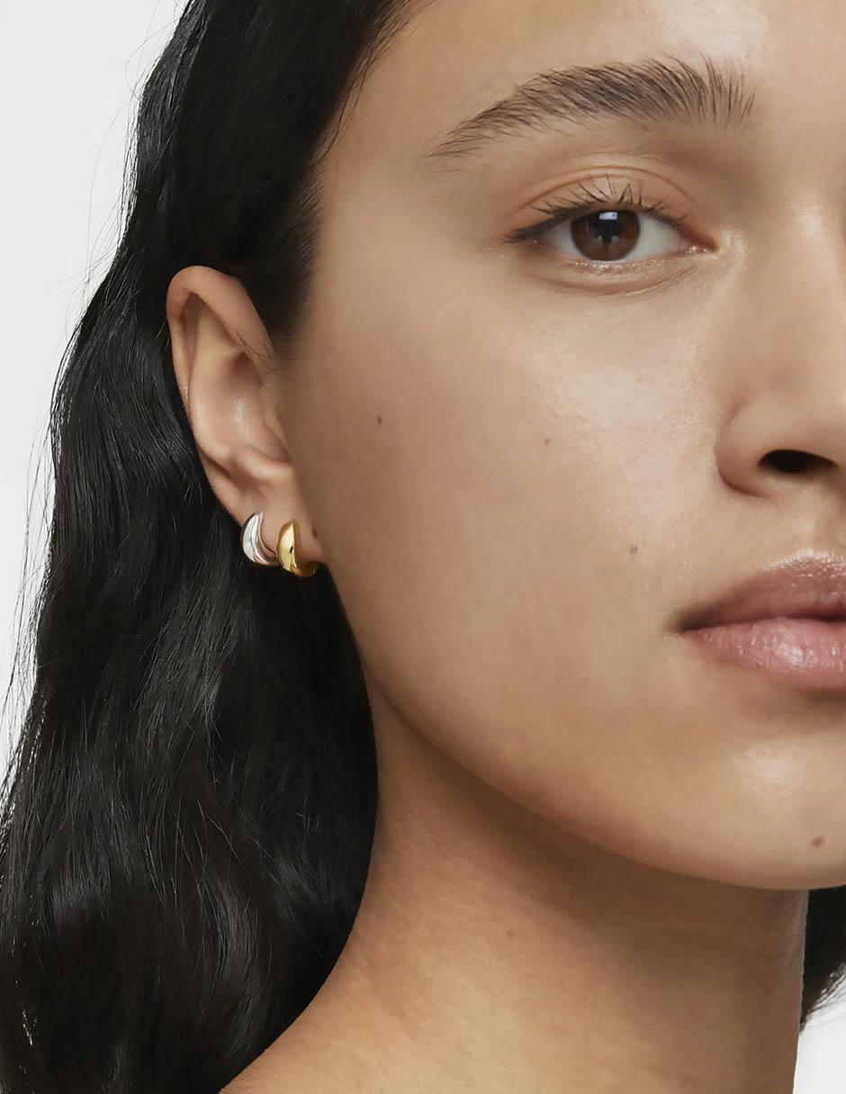 Aretes circulares Basic de plata P 925 con acabado baño de oro