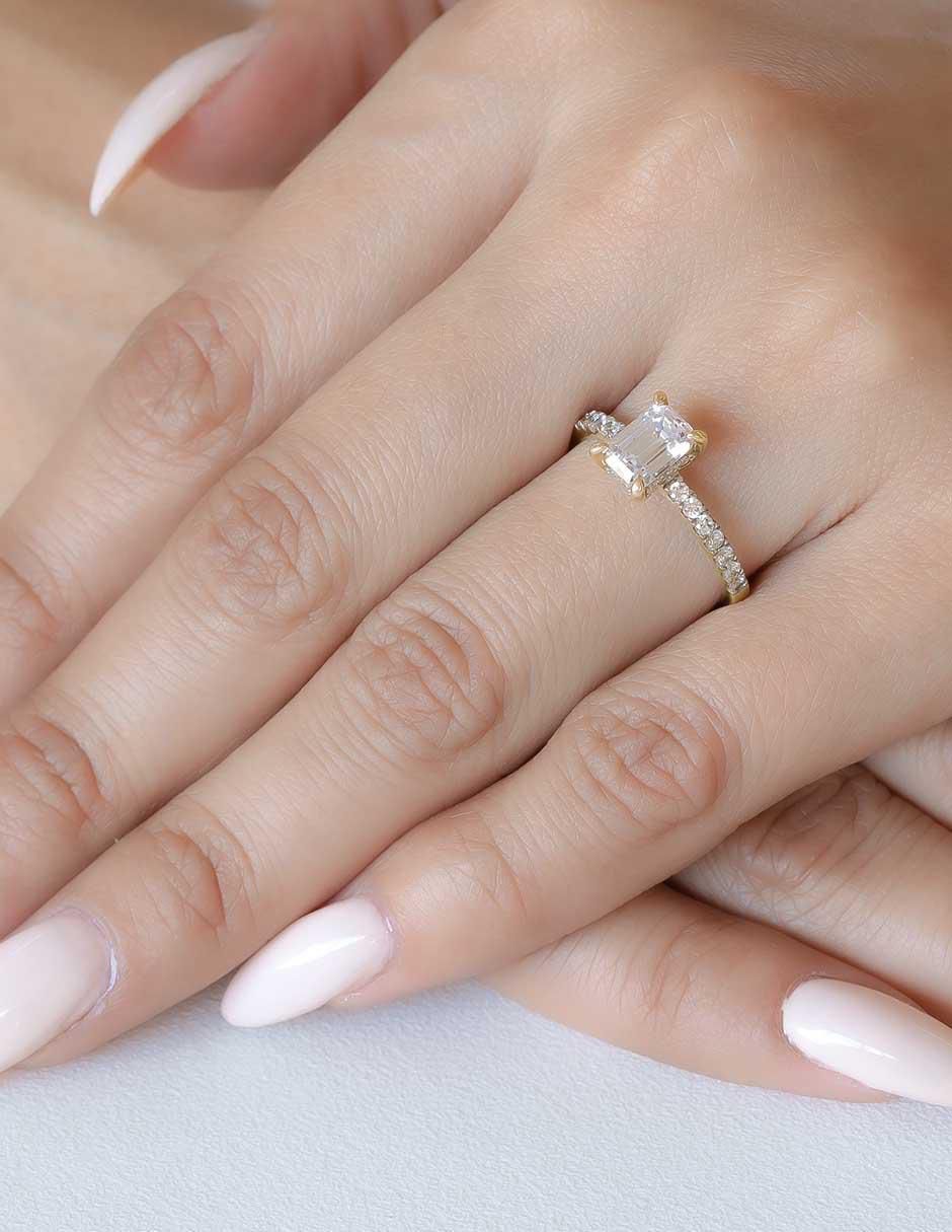 Anillo de compromiso 14 k 4