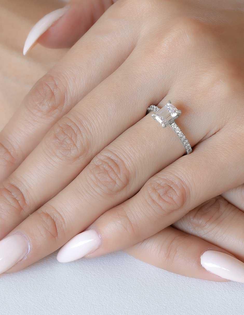 Anillo de compromiso 14 k 4