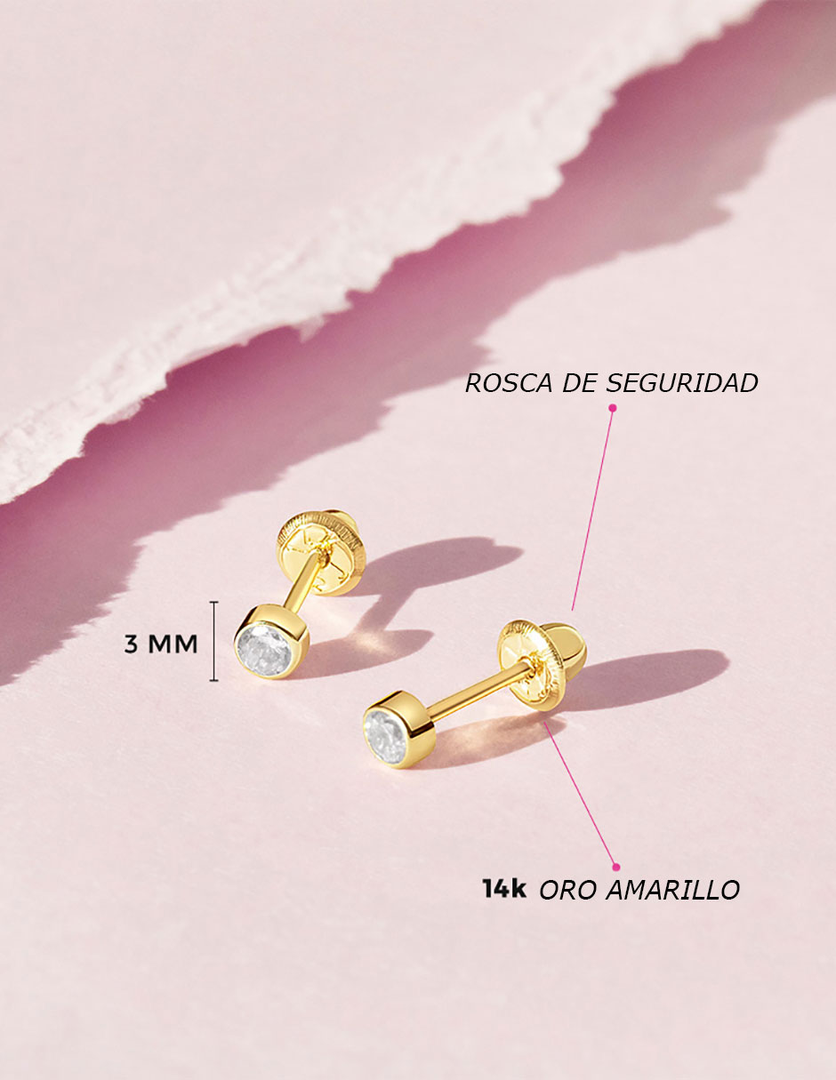 Broqueles redondos In Season Jewelry de oro amarillo con acabado brillante zirconia cúbica