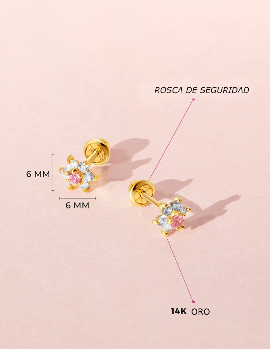Broqueles de flor de oro amarillo con acabado brillante zirconia cúbica
