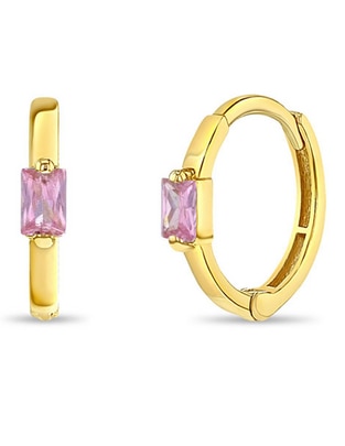 Aretes de aro redondos In Season Jewelry de oro amarillo con acabado brillante zirconia cúbica