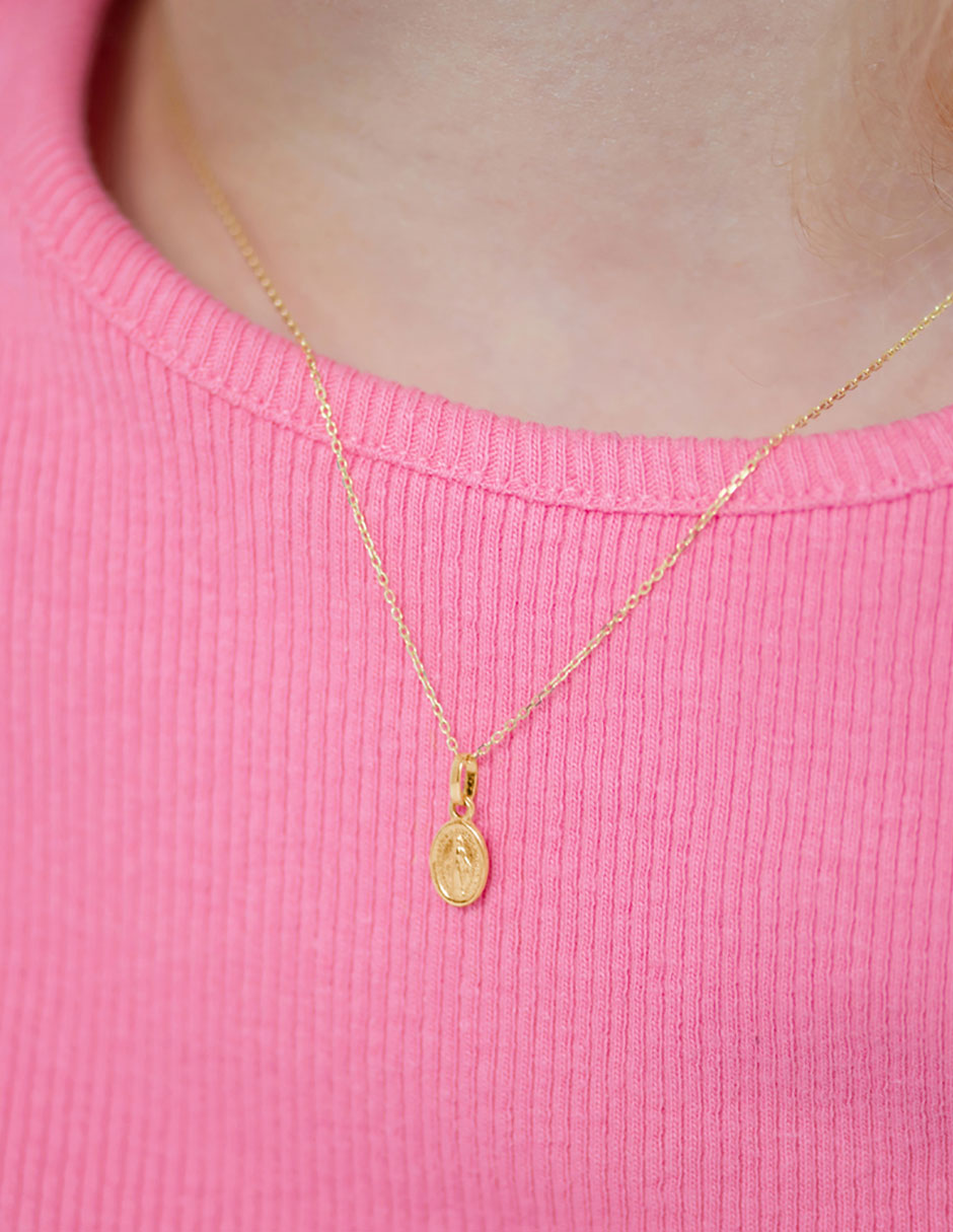 Collar ovalado In Season Jewelry de oro amarillo 14 K