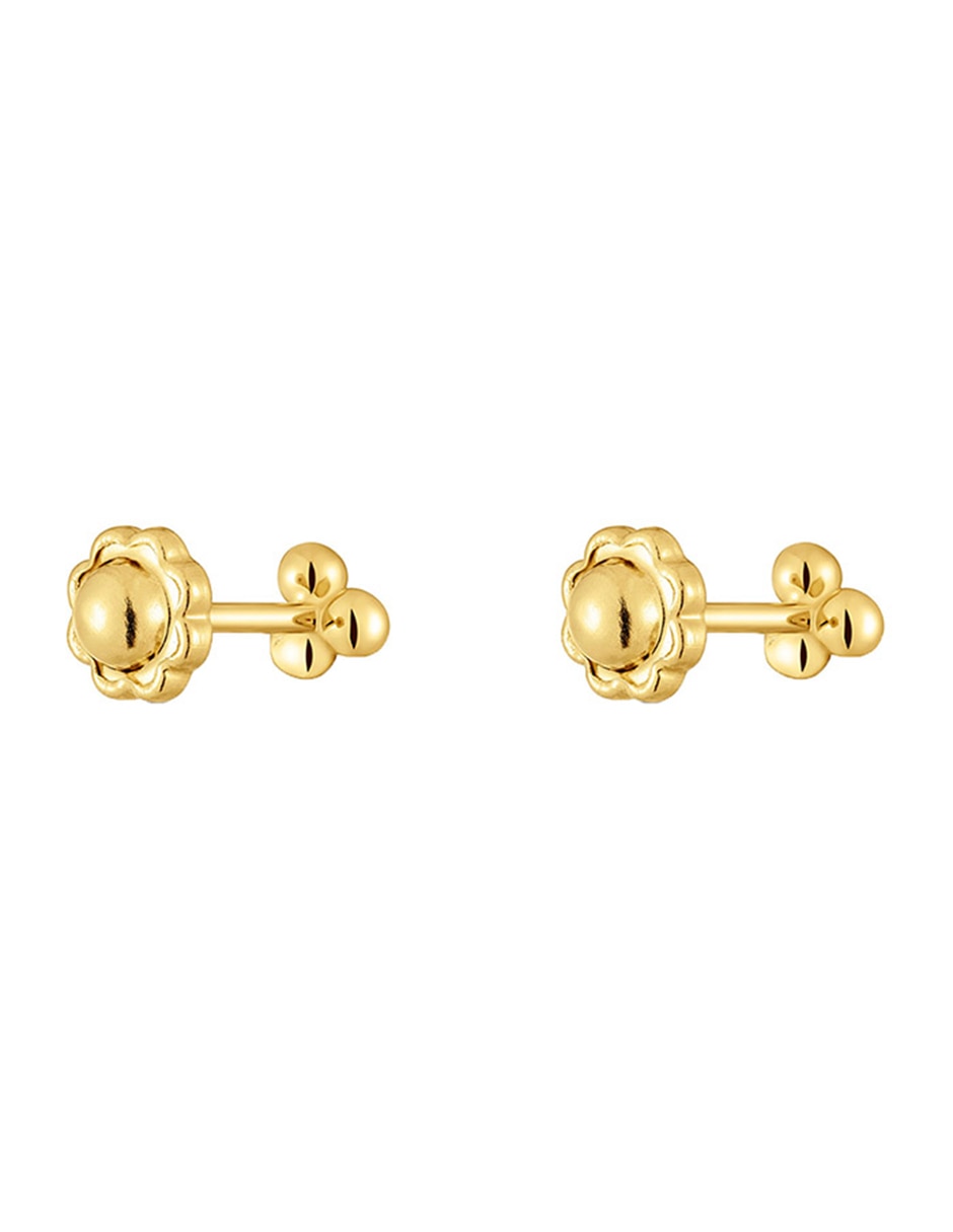 Aretes de oro con acabado brillante 3