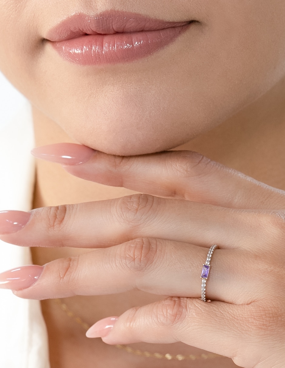 Anillo de compromiso de oro 10 k zirconia 4