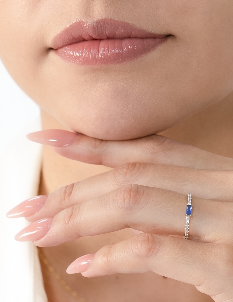 Anillo de compromiso de oro 10 k zirconia 5