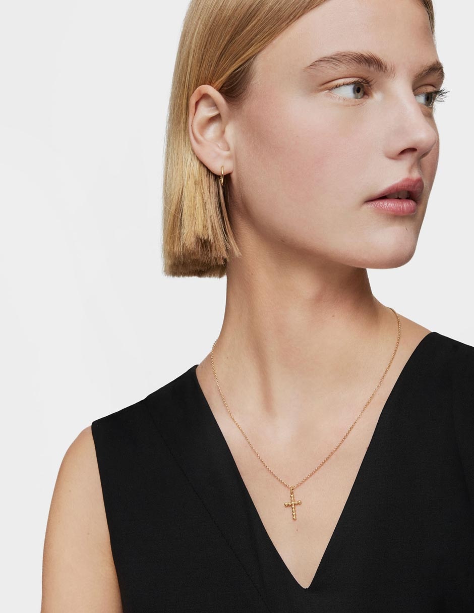 Dije de cruz Tous Basics de oro amarillo 18 K