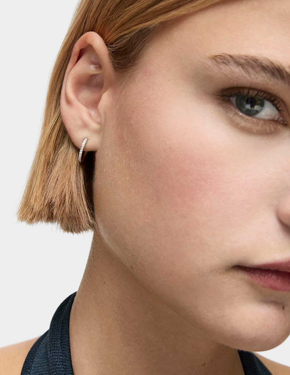 Aretes de aro de oro blanco con acabado pavé diamante 3