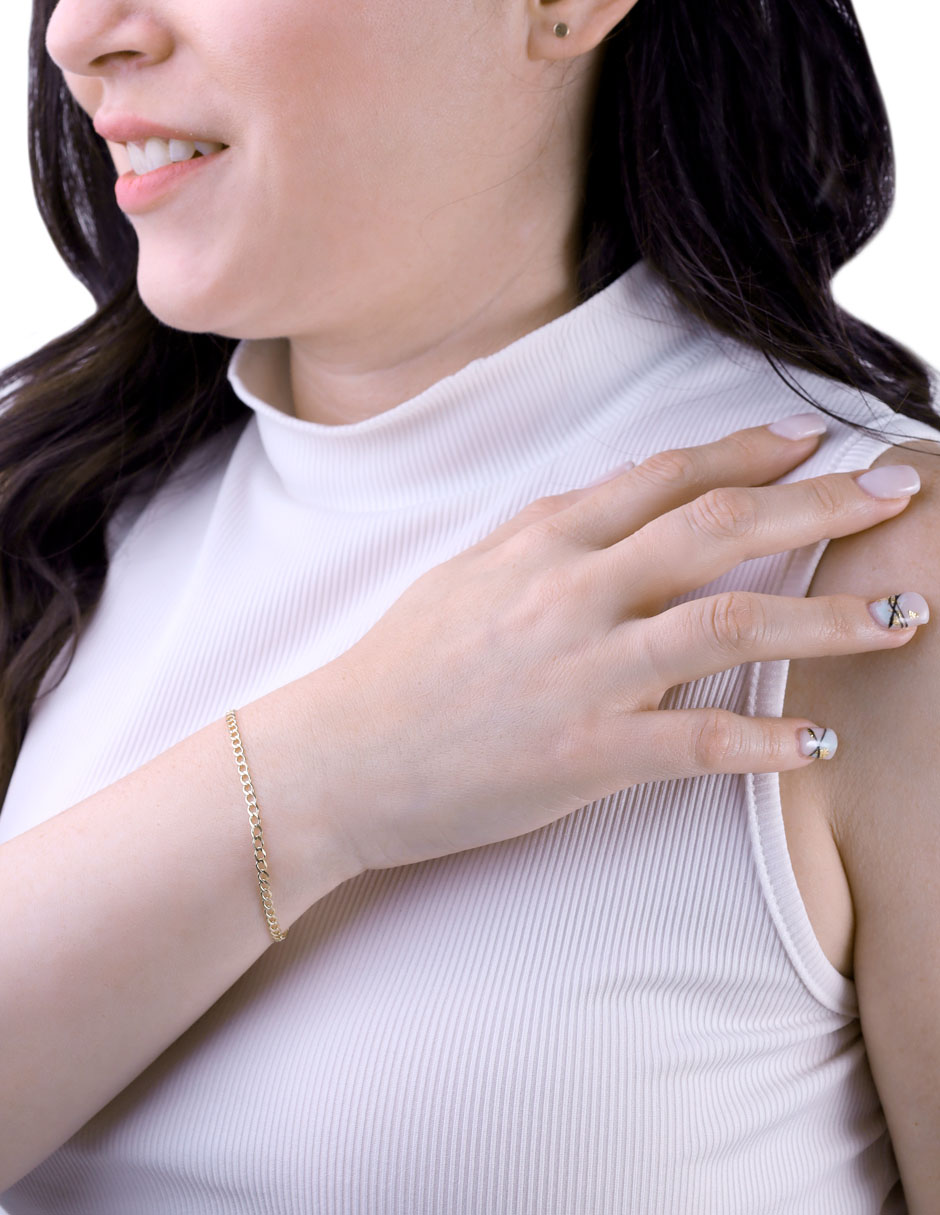 Pulsera de oro 14 k con acabado brillante Pulsera de oro 14 k con acabado brillante