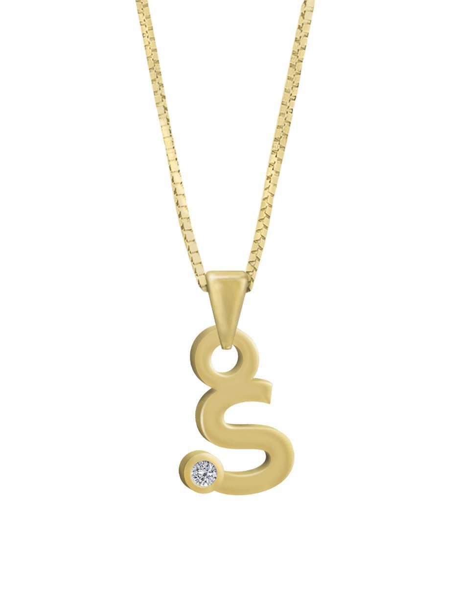 Colgante y dije de letras Gardenia de oro amarillo 14 K