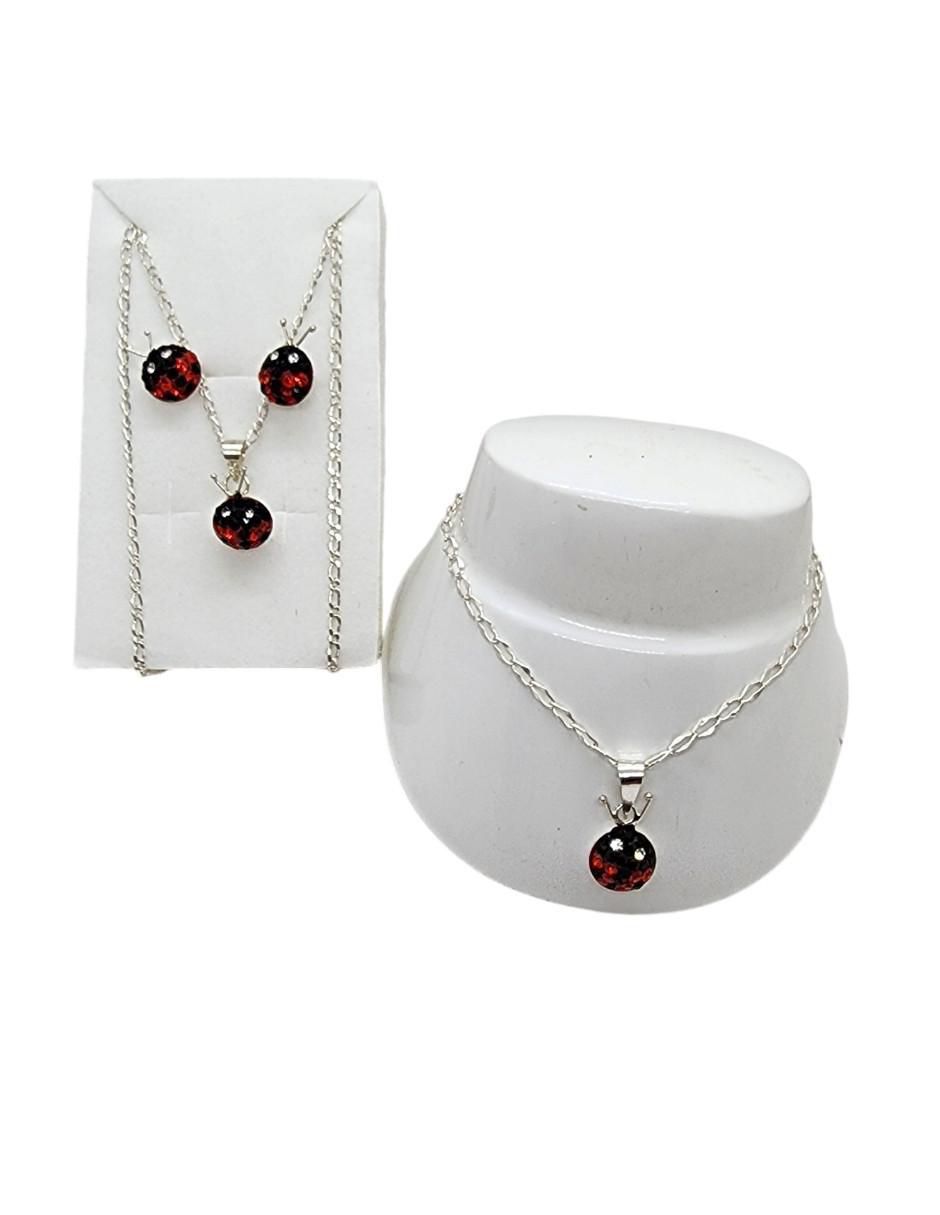 Aretes, collar y pulsera de catarina Limerence by Claudia Herrera Mariquita de plata p 925 zirconia 3