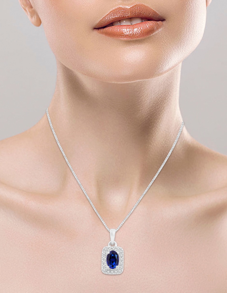 Collar con dije cuadrada Carre de oro blanco 14 K 4