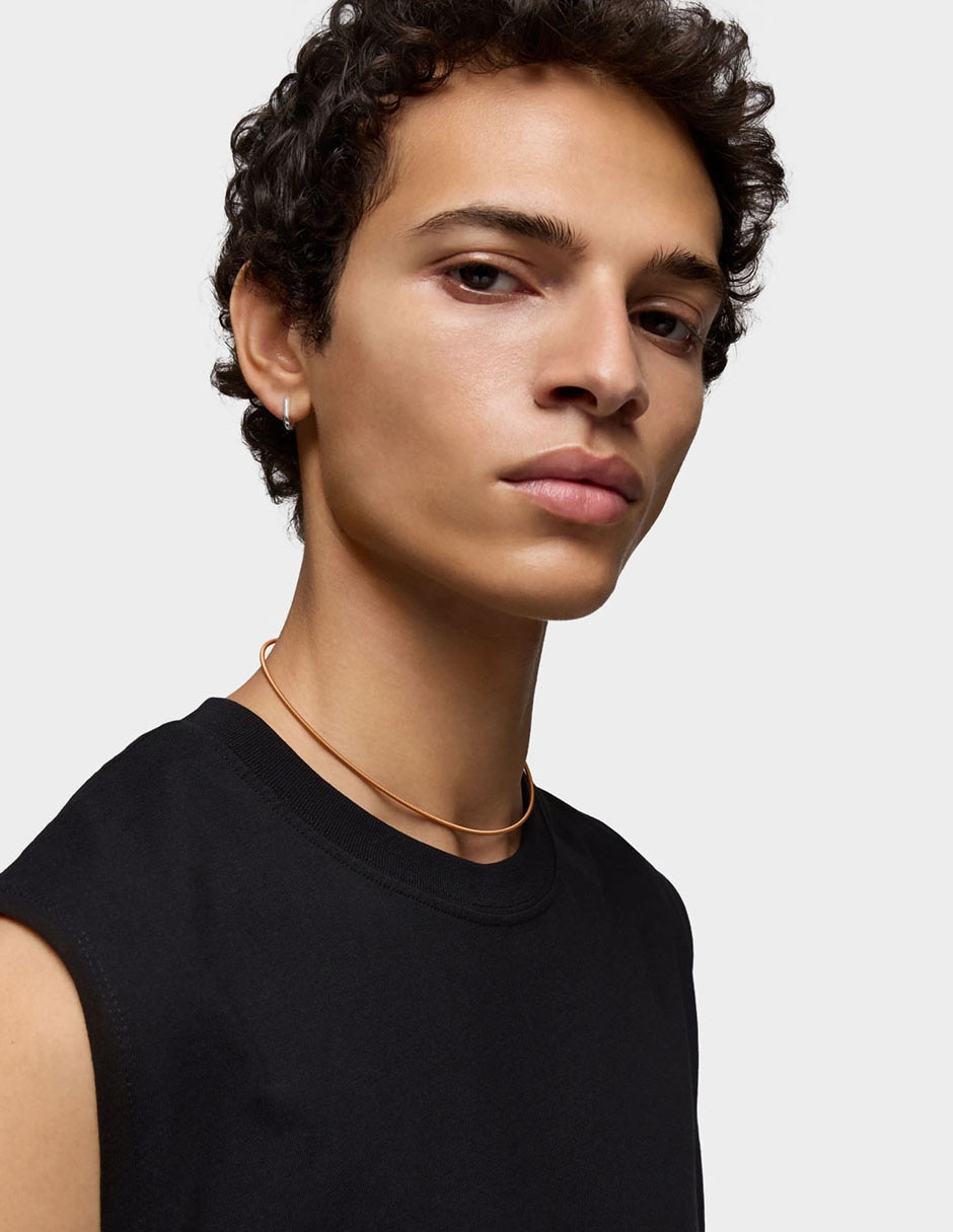 Collar 9