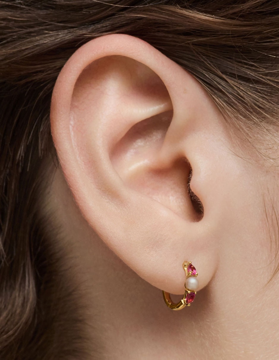 Aretes de aro Tous Ivette de oro blanco con acabado brillante perla