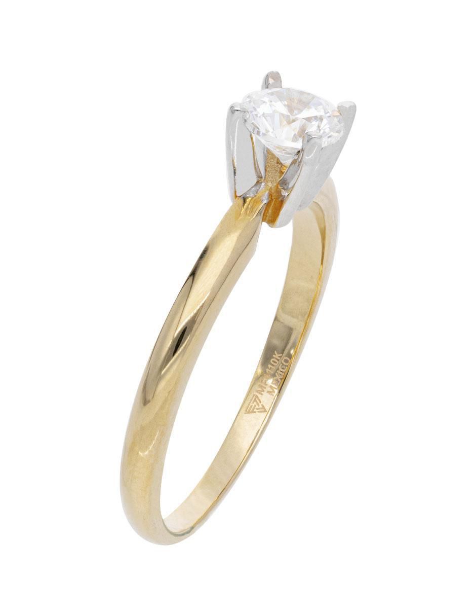 Anillo redondo 10 k de oro blanco zirconia brillante 3