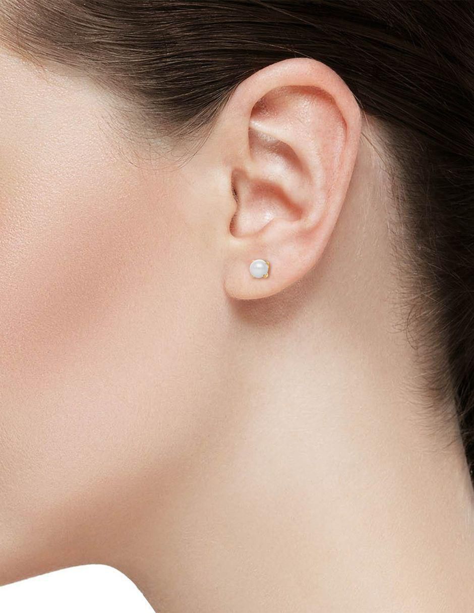 Broqueles circulares de oro amarillo 14 k con acabado brillante perla
