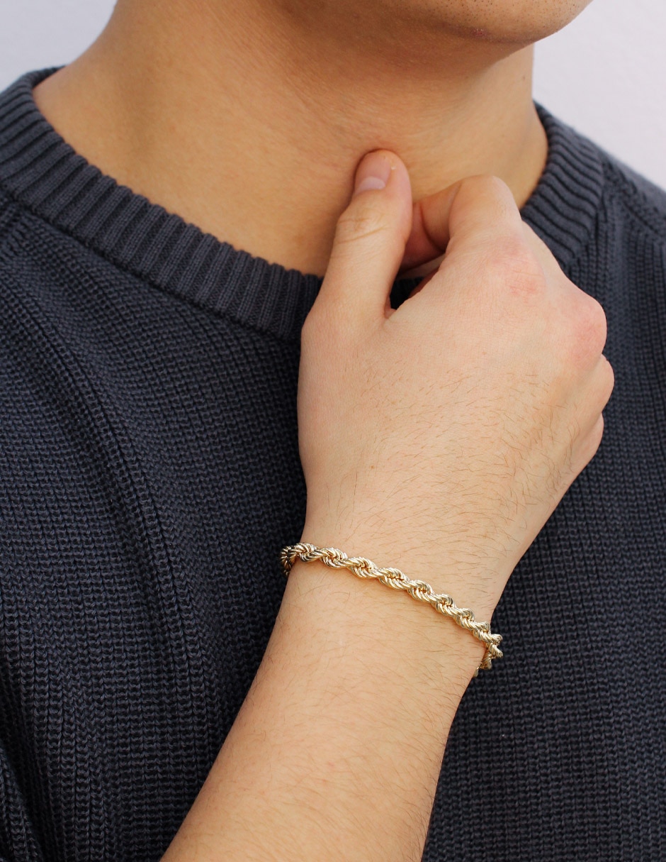 Pulsera de oro 14 k con acabado pulido Pulsera de oro 14 k con acabado pulido