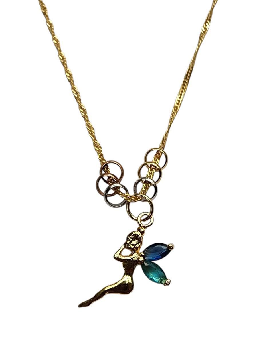 Collar con dije de hada Limerence By Claudia Herrera Magia de oro laminado 14 K