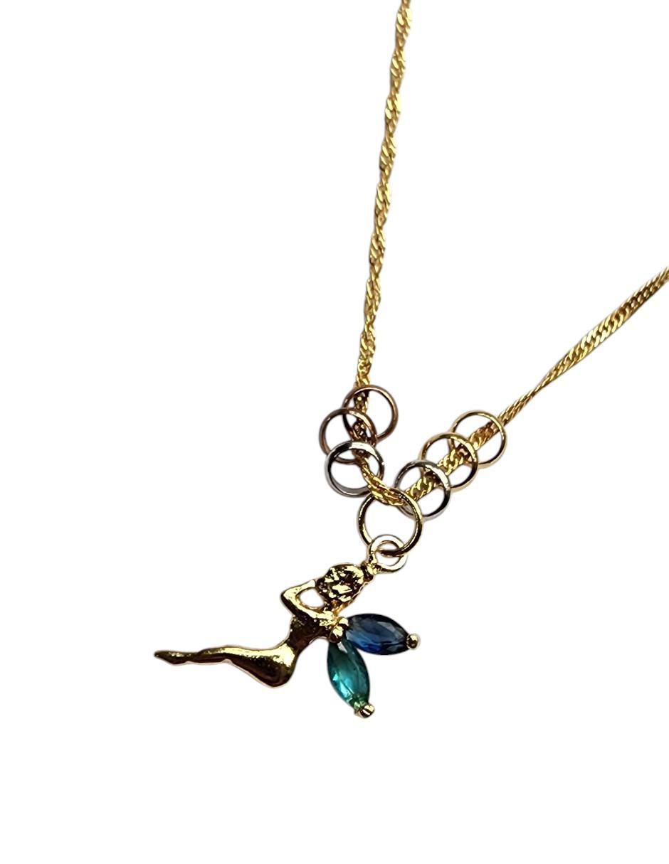 Collar con dije de hada Limerence By Claudia Herrera Magia de oro laminado 14 K